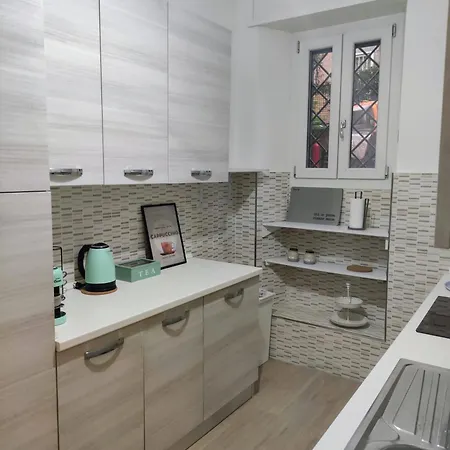 Metro Mirti Holiday home